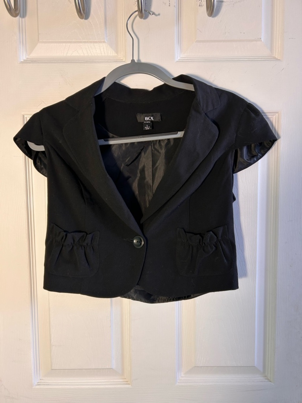 BCX Black Short-Sleeve Cropped Blazer
